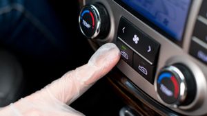 ഡാഷിലെ ഈ 'രഹസ്യ' ബട്ടണിന്റെ ഉപയോഗം പലര്‍ക്കും അറിയില്ല! ഒറ്റ അമര്‍ത്തലില്‍ മാറ്റം അനുഭവിച്ചറിയാം