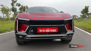 ടാറ്റയെ വിറപ്പിക്കും മഹീന്ദ്രയുടെ ഈ എസ്‌യുവി! റിവ്യൂ വീഡിയോ കാണാം  