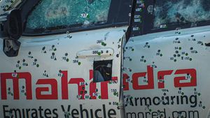 മഹീന്ദ്രയ്ക്ക് ഇതൊക്കെ വശമുണ്ടല്ലേ...വെടിവെച്ചാലും ഏൽക്കൂല മോനെ, ബുള്ളറ്റ് പ്രൂഫ് വാഹനങ്ങളുമായി ബ്രാൻഡ്