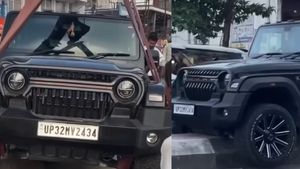 ഥാറിന് പേരുദോഷമുണ്ടാക്കാൻ ഓരോ ഡ്രൈവർമാർ, ഡിവൈഡറിൽ കുടുങ്ങിയ ഥാറിൻ്റെ വീഡിയോ വൈറൽ