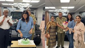 മഹീന്ദ്രയുടെ ഹോട്ട് ബോയിയെ വാങ്ങിയുള്ള നിൽപ്പ് കണ്ടോ, സിനിമ നടിമാരേക്കാൾ സുന്ദരിയായ കക്ഷി നിസാരക്കാരിയല്ല 