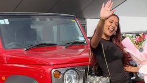 ഇനി കളികൾ പുത്തൻ ജിംനിയിൽ! വൈറലായി സെസ്കി ഇൻസ്റ്റഗ്രാം സെൻസേഷൻ സാഷയുടെ പുത്തൻ കാർ