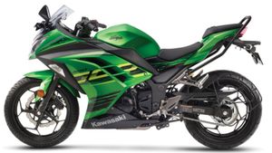 കവസാക്കിയില്‍ 'കടകാലിയാക്കല്‍' വില്‍പ്പന! സൂപ്പര്‍ ബൈക്ക് വാങ്ങാന്‍ ഇതിലും നല്ല സമയമില്ല