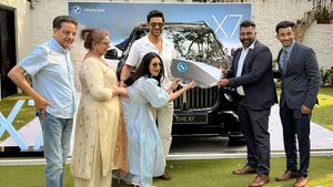 ഏറ്റവും കൂടുതല്‍ പ്രതിഫലം പറ്റുന്ന സീരിയല്‍ നടിയുടെ ആസ്തി 37 കോടി! വാങ്ങിയത് 1.30 കോടിയുടെ ബിഎംഡബ്ല്യു