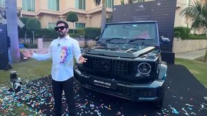 വണ്ടിഭ്രാന്തിൽ ഇവൻ ദുൽഖറിന് എതിരാളി, 6 കോടിയുടെ സൂപ്പർകാറിന് പിന്നാലെ 4 കോടിയുടെ എസ്‌യുവിയും വാങ്ങിയ ആളെ കണ്ടോ