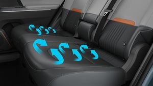 ഷോയല്ല, യാത്രാസുഖമാണ് മെയിന്‍!  സണ്‍റൂഫ് അല്ല, ആളുകള്‍ ചോദിച്ച് വാങ്ങുന്ന ഫീച്ചര്‍ ഇതാണ്