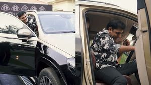 മമ്മൂട്ടിക്കും യൂസഫലിക്കുമുള്ള ആഡംബര കാര്‍ വാങ്ങി മൈജി മുതലാളി! വരവ് കോടികളുടെ പുതിയ  'കൊട്ടാരത്തിലേക്ക്'