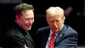 ഇന്ത്യ സാർ 100% ലിറ്ററസി സാർ!ടെസ്‌ലയ്ക്ക് ട്രംപിൻ്റെ വക വാർണിങ്ങ് ലൈറ്റ്