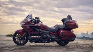 ഇന്നോവയേക്കാള്‍ വിലയുള്ള ബൈക്കിന് 50 വയസ്! സ്‌പെഷ്യല്‍ എഡിഷന്‍ പുറത്തിറക്കി ഹോണ്ട