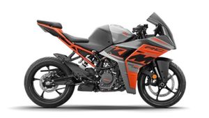 ഇതായിരുന്നോ വില കൂട്ടാന്‍ കാരണം! RC 200 ബൈക്കില്‍ കൊതിപ്പിക്കുന്ന മാറ്റവുമായി KTM