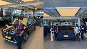 മാപ്പിളപ്പാട്ടുകളുടെ സുൽത്താൻ; സോഷ്യൽ മീഡിയയിലെ സന്തൂർ ഡാഡി മകന് സമ്മാനിച്ചത് പ്രീമിയം ഹാച്ച്ബാക്ക്