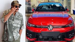 369 ഗരാജിലെ പുത്തന്‍ പോക്കറ്റ് റോക്കറ്റ് ദേ കാണ്... ഇനി മമ്മൂക്ക ഓടിക്കുന്നത് കാണാനുള്ള കാത്തിരിപ്പ്