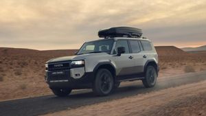 ഇനി നല്ല മൈലേജും കിട്ടും, ഹൈബ്രിഡ് എഞ്ചിനുമായി ടൊയോട്ടയുടെ എസ്‌യുവി! ഇനി ഇന്ത്യയിലേക്ക് വന്നാൽ മതി