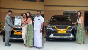 ഐശ്വര്യ റായിയുടെ അപര, നക്ഷത്രക്കണ്ണുള്ള പെണ്ണിന് കൂട്ടായി കിയയുടെ കുട്ടിക്കുറുമ്പൻ; വീഡിയോ ഏറ്റെടുത്ത് ആരാധകർ