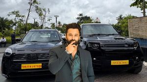 ജീവിതത്തിലും മാസ് കാണിച്ച് മോളിവുഡിൻ്റെ റോക്കി ഭായ്! ഒറ്റ ദിവസം വാങ്ങിയത് രണ്ട് ആഡംബര കാറുകൾ