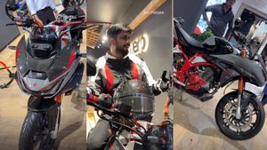 പുതിയ ഹീറോ ബൈക്കിന്റെ ഡെലിവറി തുടങ്ങി കമ്പനി, സെന്റനിയൽ ആകെ വാങ്ങാനാവുക 100 പേർക്ക് മാത്രം