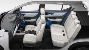 ഫാമിലി എസ്‌യുവിക്ക് 26+ Km മൈലേജ് കിട്ടും! മാരുതിയുടെയും ടൊയോട്ടയുടെയും തന്ത്രം പയറ്റാന്‍ ഹോണ്ട