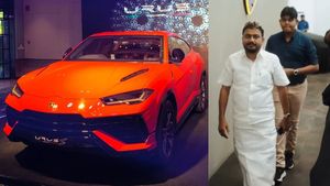 4.2 കോടിയുടെ ലംബോര്‍ഗിനി വാങ്ങാനെത്തിയത് തനി നാടന്‍ മലയാളി ലുക്കില്‍! ഉടമയെ തപ്പി സോഷ്യല്‍ മീഡിയ