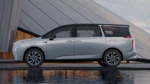 548 KM റേഞ്ചുള്ള ഇലക്‌ട്രിക് എംപിവിയുടെ വിലയറിയാൻ മണിക്കൂറുകൾ മാത്രം! ബിസിനസ് ക്ലാസ് യാത്രക്കായി ഒരുങ്ങിക്കോ