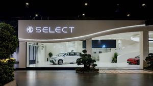 വിമാനത്തിലെ ഫസ്റ്റ് ക്ലാസിനെ വെല്ലുന്ന ആഡംബര എംപിവി വാങ്ങാം; എംജിയുടെ സെലക്ട് ഷോറൂം ആദ്യം ആരംഭിച്ചത് ഇവിടെ