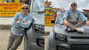 ഡിഫൻഡറുമായി അങ്ങ് മലമുകളിലേക്ക് ! ബോളിവുഡിലെ ഏറ്റവും വലിയ യുദ്ധചിത്രത്തിലെ നായകനെ കണ്ടോ