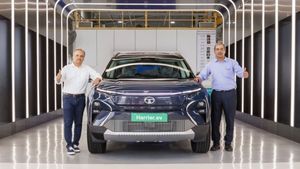 ഇന്ത്യ കാത്തിരുന്ന ഇലക്ട്രിക് കാറിന്റെ ഉത്പാദനം ആരംഭിച്ചു! ആജീവനാന്ത ബാറ്ററി വാറണ്ടിയും 627KM റേഞ്ചും