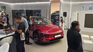 ടെസ്‌ല മോഡല്‍ Y-ക്ക് ഇന്ത്യക്കാര്‍ അധികം മുടക്കേണ്ടത് 30 ലക്ഷത്തോളം! വിലകള്‍ വിശദമായി താരതമ്യം ചെയ്യാം...