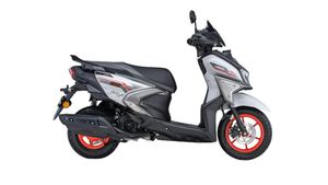 71.33KM മൈലേജുള്ള സ്‌കൂട്ടിന് 10000 രൂപ വിലക്കുറവും 10 വര്‍ഷത്തെ വാറണ്ടിയും! ഓഫര്‍ തീരുന്നതിന് മുമ്പേ വാങ്ങൂ