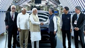 ഇലക്‌ട്രിക് എസ്‌യുവി മാത്രമല്ല, ഇനി ലിഥിയം അയൺ സെല്ലുകളും ഇലക്ട്രോഡുകളും മാരുതി ഇന്ത്യയിൽ നിർമിക്കും