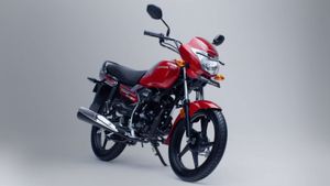 ഇവിയെല്ലാം തൂക്കിയെറിയാം, വെറും 74,959 രൂപയ്ക്ക് ഇടിവെട്ട് 100 സിസി ബൈക്കുമായി ഹോണ്ട; ഷൈൻ 100 DX