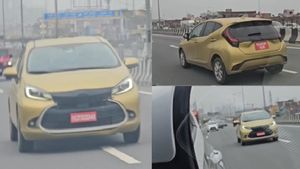 35+ മൈലേജില്‍ 'നീന്തിത്തുടിക്കാം'! ടൊയോട്ട അക്വ ഹൈബ്രിഡ് ഇന്ത്യയില്‍ ടെസ്റ്റിംഗിനിടെ വീണ്ടും ക്യാമറയില്‍