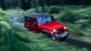 9.99 ലക്ഷത്തിന് വാങ്ങാം, പുത്തൻ ഥാറുമായി മഹീന്ദ്ര! കാഴ്ച്ചയിലല്ല അനുഭവിച്ച് അറിയണം എസ്‌യുവിയിലെ മാറ്റങ്ങൾ