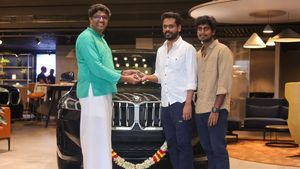 7 കോടി മുടക്കി വാരിയത് 90 കോടി! സംവിധായകന് വിവാഹ സമ്മാനമായി BMW നല്‍കി നിര്‍മാതാവ്