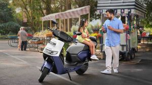 വീട്ടിലേക്ക് ഒറ്റ സ്‌കൂട്ടര്‍ മതി, അതും കുറഞ്ഞ വിലയില്‍! ഏഥറിനെ 3-ാം സ്ഥാനത്തെത്തിച്ച റിസ്ത മാജിക്