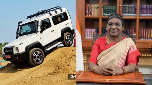 അയ്യനെ കാണാൻ രാഷ്ട്രപതി 'ഗൂർഖയിൽ' എത്തും; വാഹനത്തിൽ മലകയറുന്ന ആദ്യ തീർത്ഥാടകയായി ദ്രൗപതി മുർമു