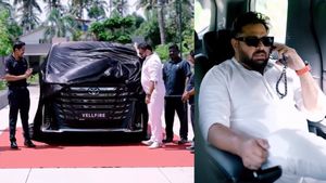 സൈബർസ്റ്ററിന് പിന്നാലെ വെൽഫയർ സ്വന്തമാക്കി 'തങ്കരാജാവ്'! കൈയടിച്ച് സോഷ്യൽ മീഡിയ