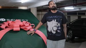 ബിസിനസ് ക്ലാസ് യാത്രക്കായി പുത്തൻ ആഡംബര കാർ സ്വന്തമാക്കി രാഹുൽ, പൊടിച്ചത് 81.52 ലക്ഷം രൂപയോളം