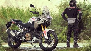 ബൈക്കിന് മാത്രമല്ല, ആക്‌സസറികൾക്കും കുറഞ്ഞ വിലയേയുള്ളൂ! അപ്പാച്ചെ RTX വാങ്ങി ടൂർ പോവാൻ തോന്നും