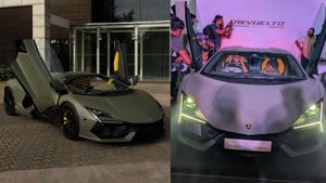 വണ്ടിക്കമ്പത്തില്‍ അംബാനിക്ക് മലയാളി എതിരാളി! കേരളത്തിലെ ആദ്യ റെവല്‍റ്റോയും വേണുച്ചേട്ടന് സ്വന്തം