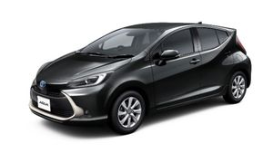 ലോകത്തെ ഞെട്ടിച്ച 36KM മൈലേജുള്ള ടൊയോട്ട കാര്‍ ഇന്ത്യയിലേക്ക്! ടെസ്റ്റിംഗ് തകൃതി, ഈ വിലയാണെങ്കില്‍ സൂപ്പര്‍