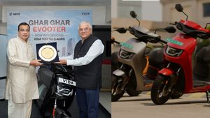 വെറും 60,000 രൂപയ്ക്ക് പുത്തൻ ഇലക്‌ട്രിക് സ്‌കൂട്ടറുമായി ഹീറോ, ഫുൾ ചാർജിൽ 100 KM വരെ ഓടിക്കാം