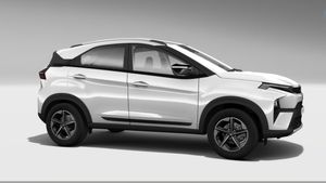 ബ്രെസ മൊത്തത്തിൽ കുടുങ്ങി, നെക്സോണിന് 7,666 രൂപയുടെ EMI ഓഫറുമായി ടാറ്റ; വേറാരും ഇങ്ങനെ സ്നേഹിക്കില്ല