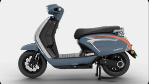 322 KM റേഞ്ച്, വില ₹1 ലക്ഷത്തിൽ താഴെ! ഇ-സ്കൂട്ടറുകളിലെ 'റേഞ്ച് രാജാവ്' ഓലയോ ടിവിഎസോ അല്ല, ഇവനാണ്