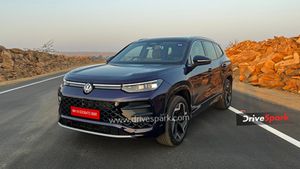 നെഞ്ചിടിപ്പോടെ ഫോർച്യൂണർ, 7-സീറ്റർ ജർമൻ ഫാമിലി എസ്‌യുവിയുടെ വില നാളെ അറിയാം