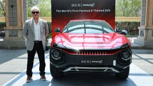 ആഡംബര കാറല്ല, ഇത്തവണ മഹീന്ദ്രയുടെ പുത്തൻ ഇലക്‌ട്രിക് എസ്‌യുവി വാങ്ങി തമിഴകത്തിൻ്റെ സൂപ്പർസ്റ്റാർ