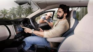 5.65 ലക്ഷത്തിൻ്റെ 7-സീറ്റർ ഫാമിലി കാറിൻ്റെ ഡെലിവറി പാൻഇന്ത്യൻ തലത്തിൽ തുടങ്ങി നിസാൻ