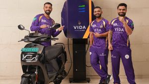 ഇക്കുറി കൊൽക്കത്ത IPL കിരീടം നേടാൻ ഇന്ത്യ മുഴുവൻ മുട്ടുകുത്തി പ്രാർത്ഥിക്കും..! കാരണം എന്താണെന്ന് അറിയാമോ?