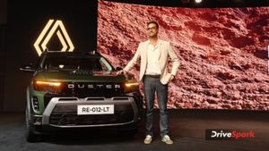 വെറും 10.45 ലക്ഷത്തിന് ഡസ്റ്റര്‍ വിപണിയിൽ, ഹൈബ്രിഡ് ലോഞ്ചിന് മുമ്പേ വിറ്റുപോയി! ക്രെറ്റയെ പൂട്ടാന്‍ ഇവൻ ധാരാളം