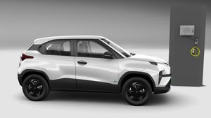 പഴയതെല്ലാം വിറ്റുതീർത്ത് പണമുണ്ടാക്കണം, 1.71 ലക്ഷം വിലക്കുറവിൽ ഇലക്ട്രിക് കാറുകൾ വിറ്റഴിച്ച് ടാറ്റ