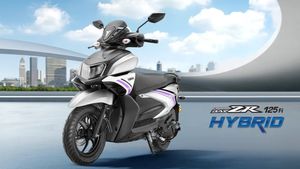 71.33KM മൈലേജുള്ള സ്‌കൂട്ടര്‍ 76700 രൂപക്ക്, ഷോറൂം 'കൈയ്യേറി' ജനം! R15, FZ ബൈക്കുകളെ മറികടന്ന് ഒന്നാമൻ